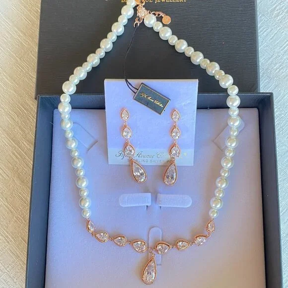 Rose Gold Cubic Zirconia Earrings & Faux Pearl Necklace - Picture 2 of 5